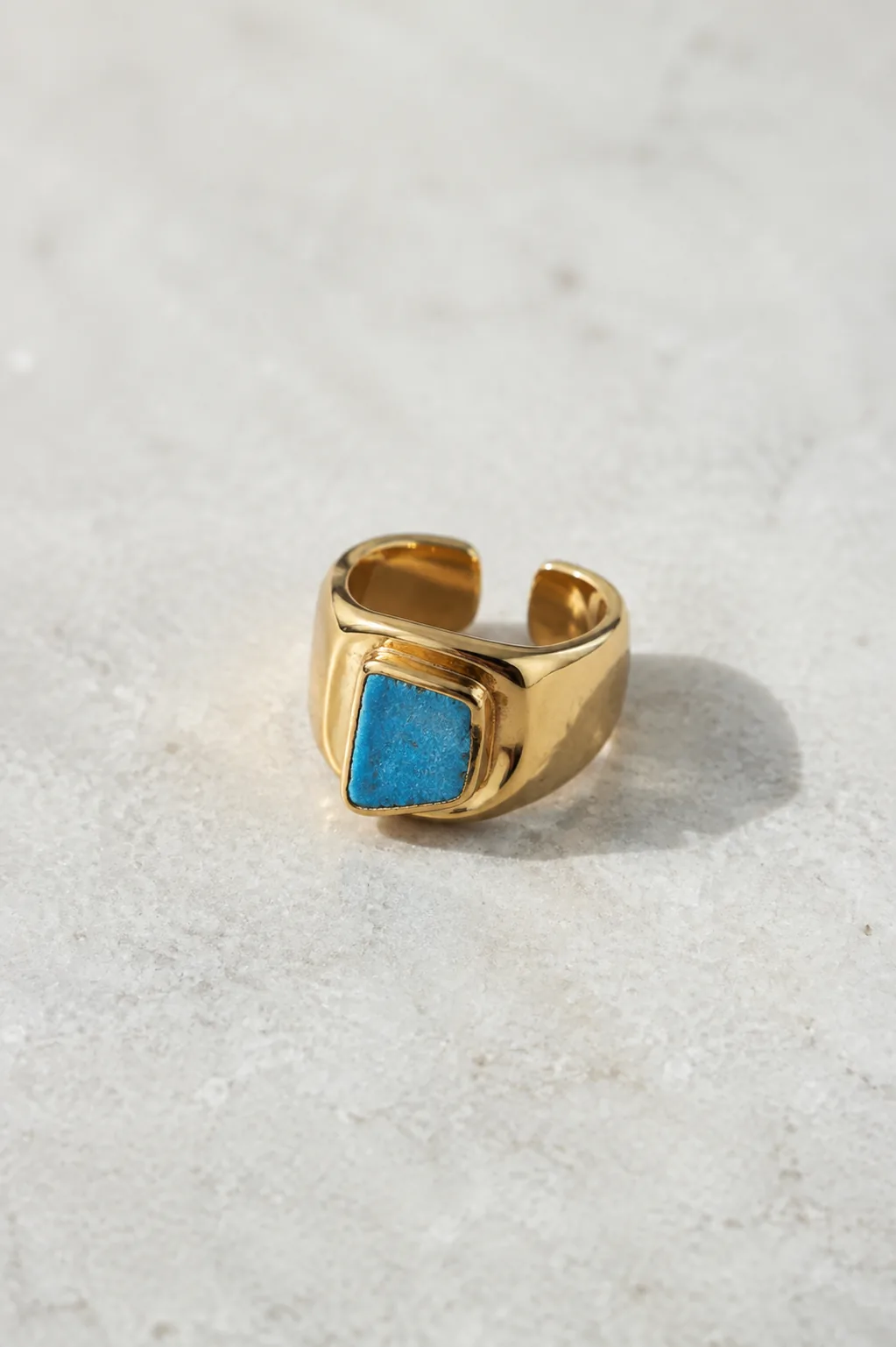 Colección del ear cuff Nymphaeum, archivada