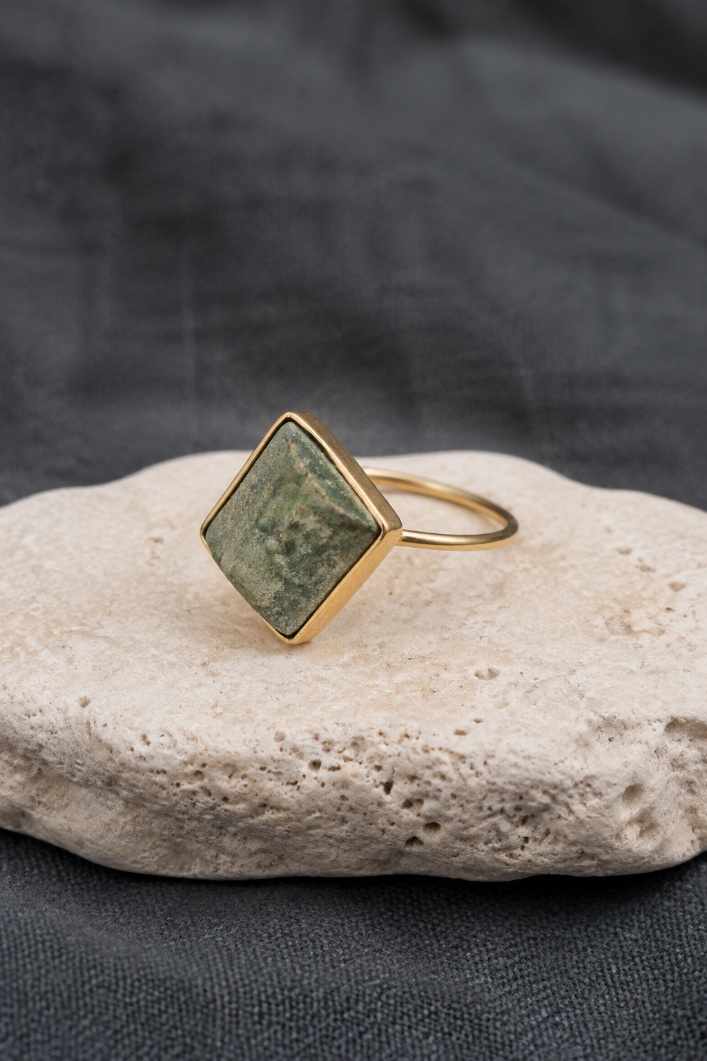 Silica ring collection